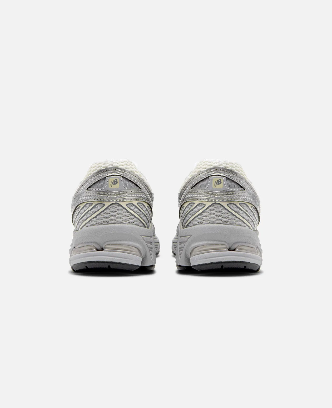 860v2 (Silver)