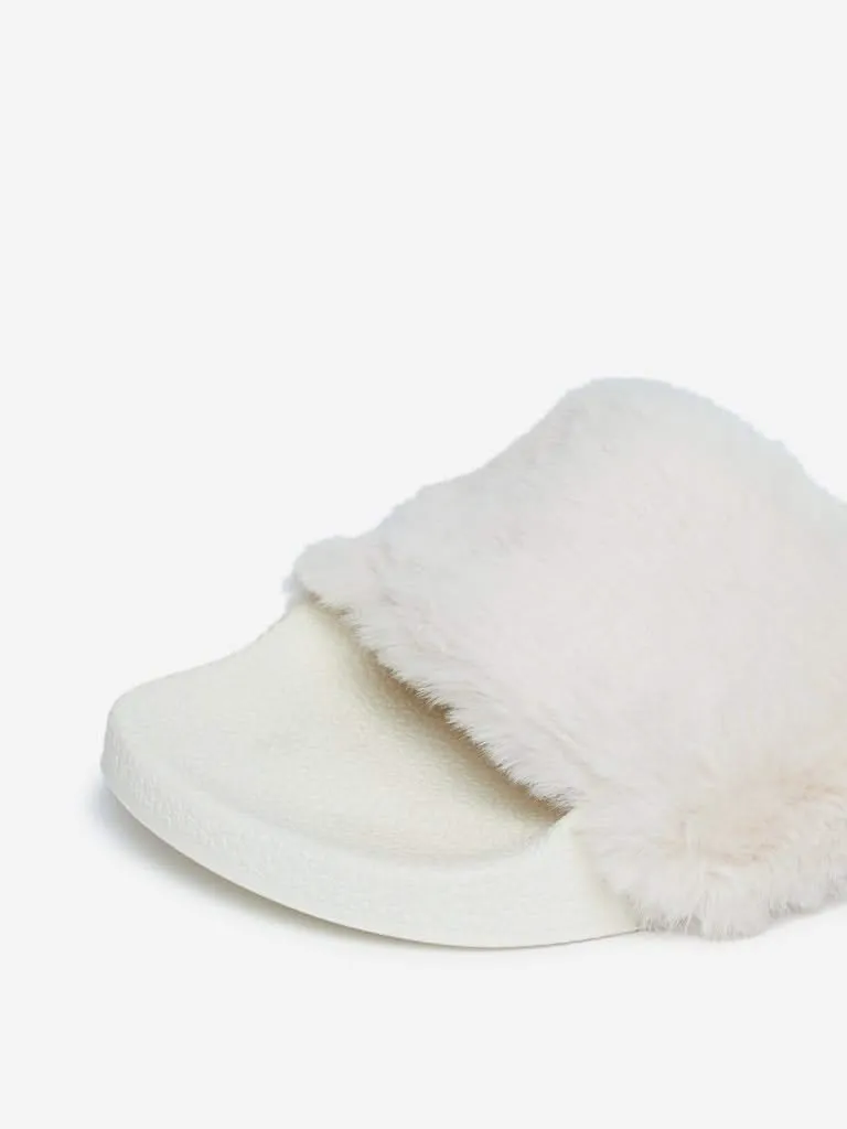 LUNA BLU Off White Faux Fur Design Slides