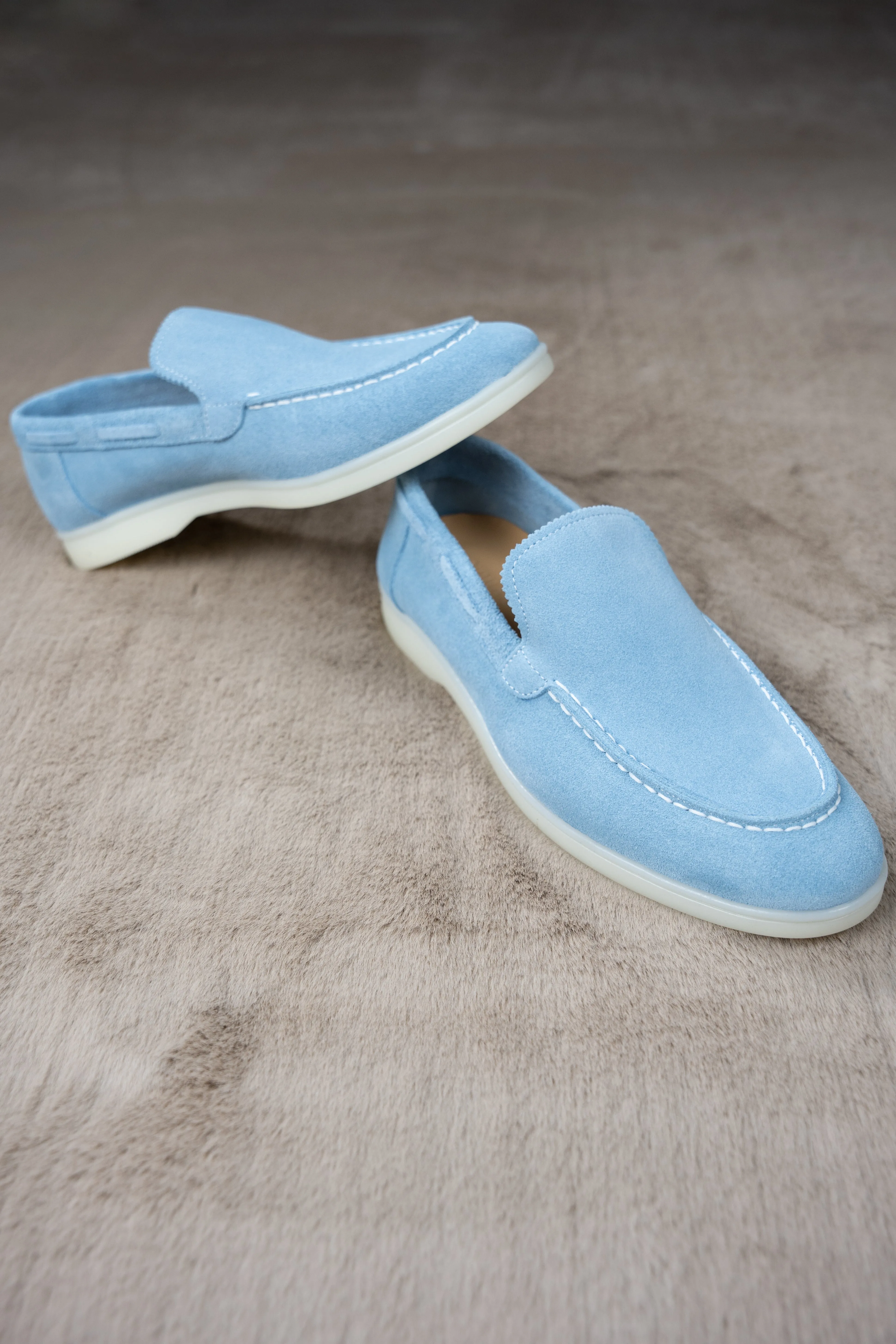 THE MENDOZA SUEDE LOAFER