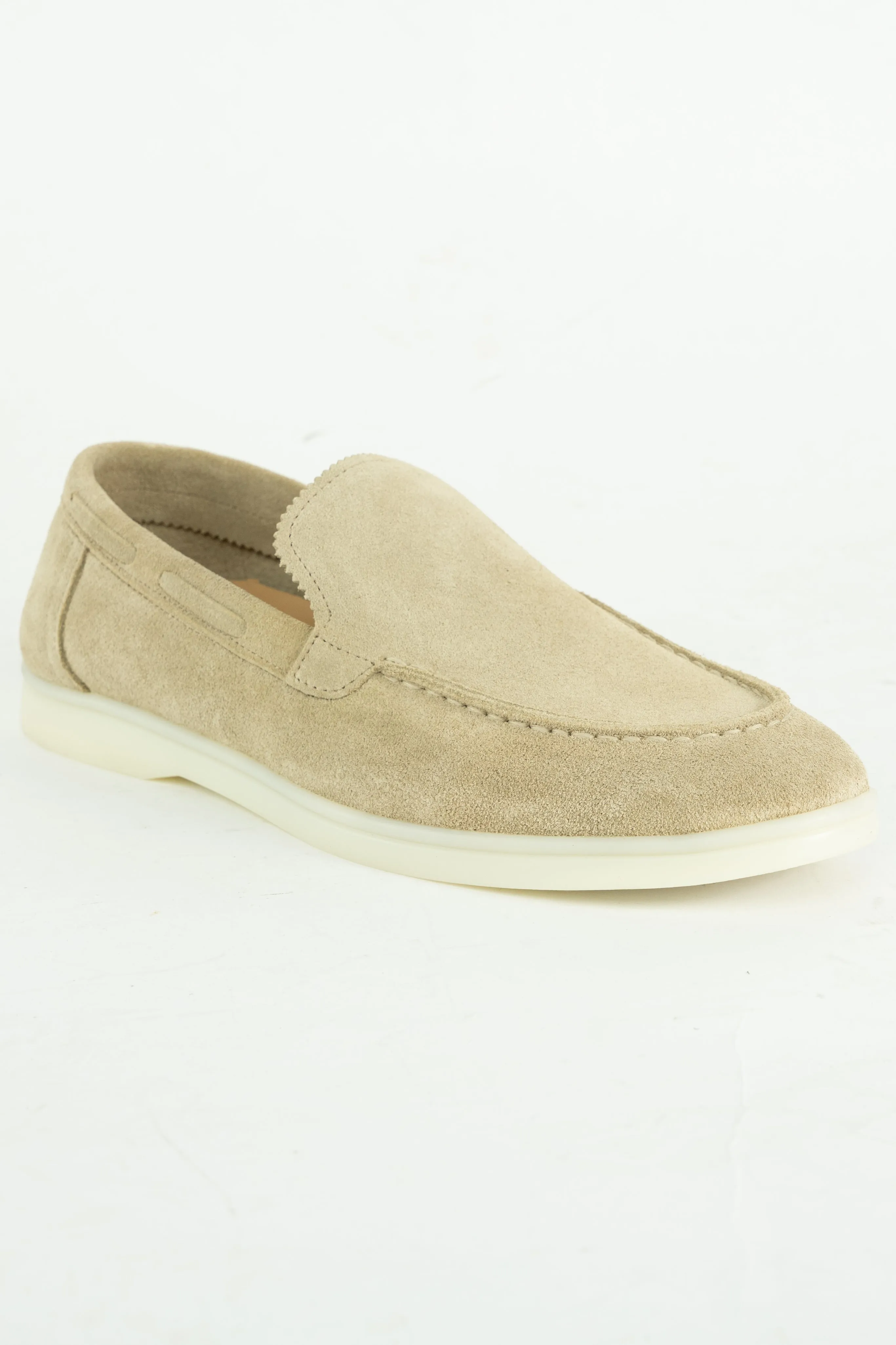 THE MENDOZA SUEDE LOAFER