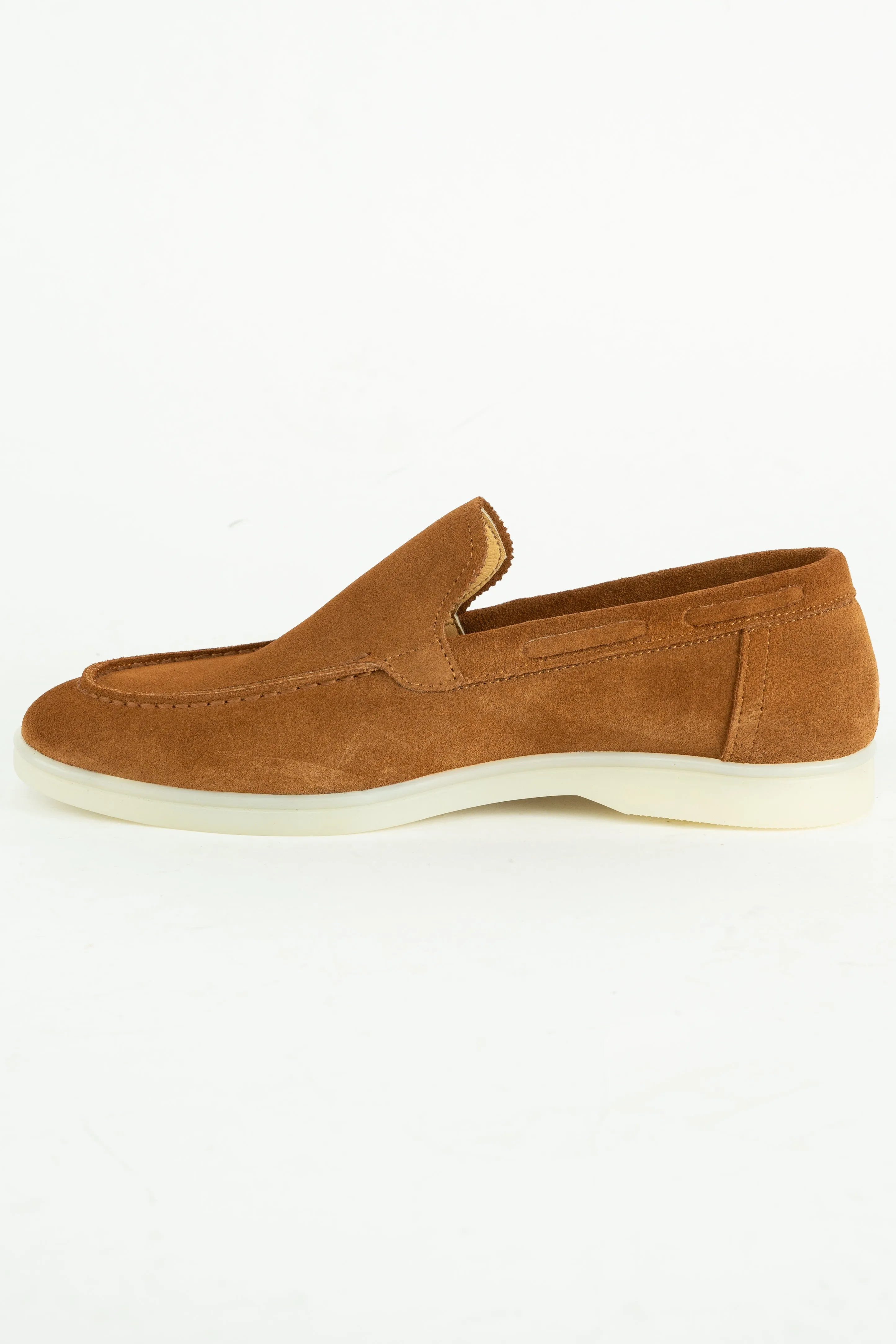 THE MENDOZA SUEDE LOAFER